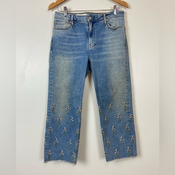 Anthropologie x Pilcro Flower Embroidered Raw Hem Jeans - Picture 3 of 11